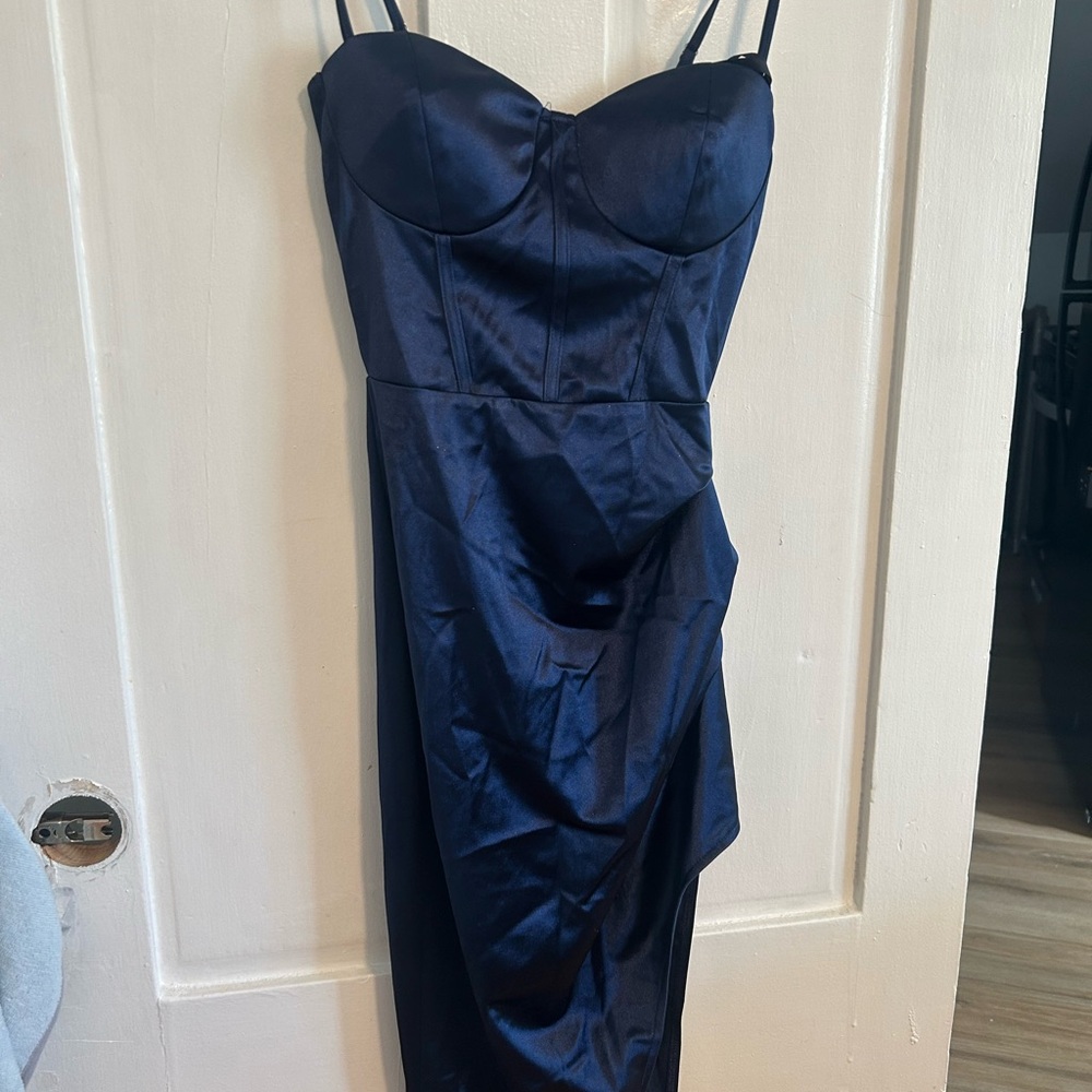 Elegant Navy Blue Strapless Dress